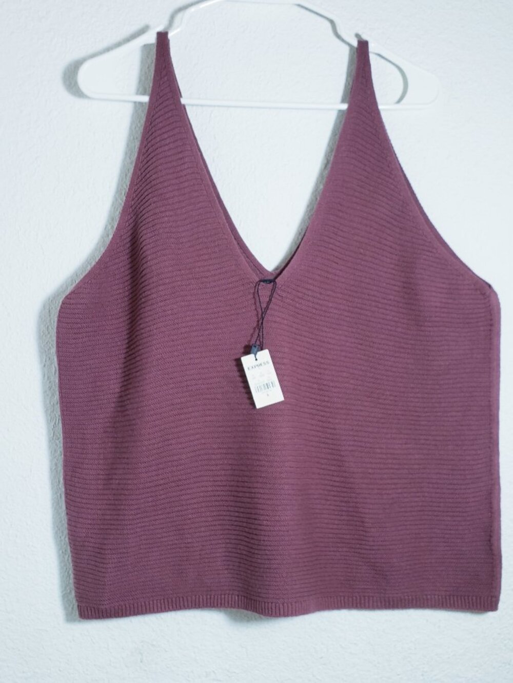 Express Womens Top XL Sleeveless Cable Knit Ribbed Sweater Tank Maroon New